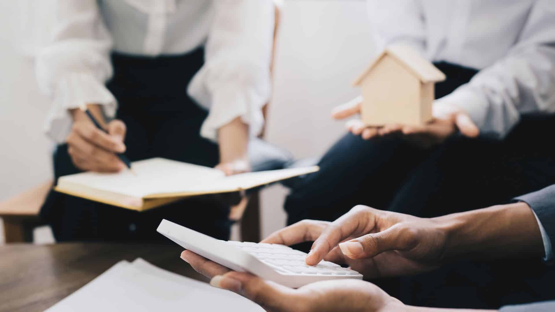 Calculator and house model used for Tuscaloosa rental property analysis